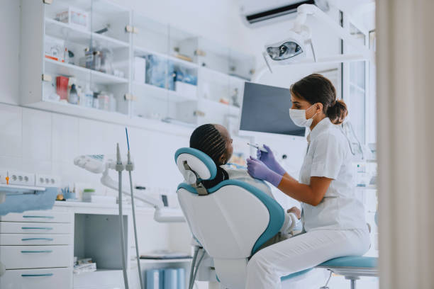 Best Teeth Whitening  in Grayslake, IL